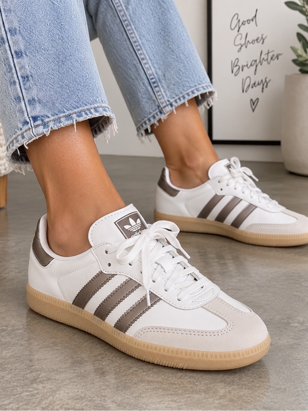 NWT Adidas Samba OG W White Metallic Gum Sneakers Women’s 8